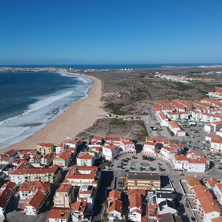 Surf And Stones Apartment Peniche Exteriör bild