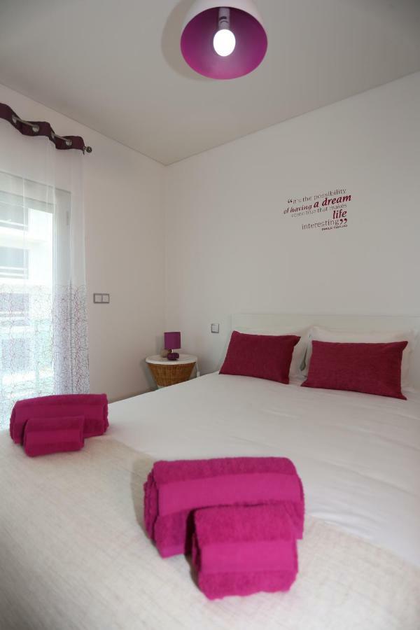Surf And Stones Apartment Peniche Exteriör bild