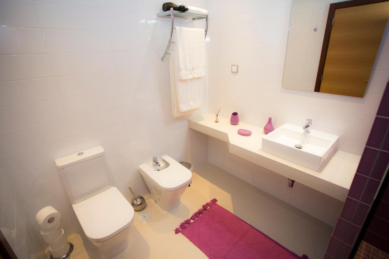 Surf And Stones Apartment Peniche Exteriör bild